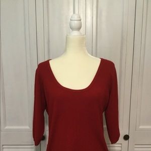 RED BLOUSE 3/4 SLEEVES